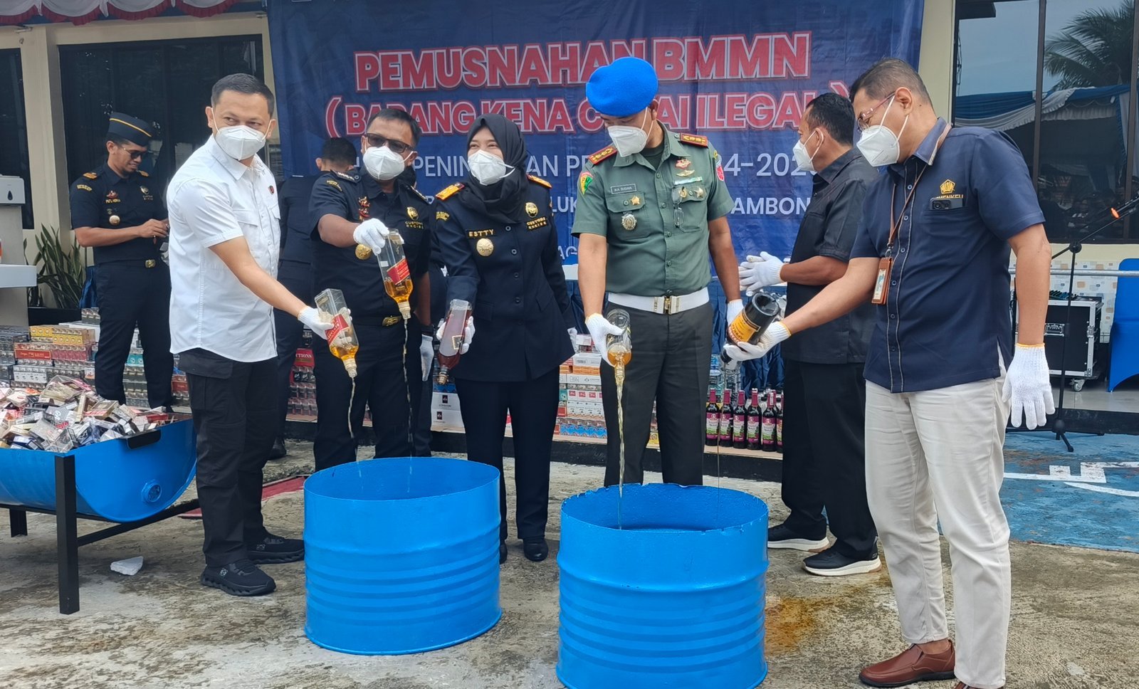 Bea Cukai Maluku Musnahkan 241.334 Batang Rokok Ilegal dan 43,55 Liter Miras