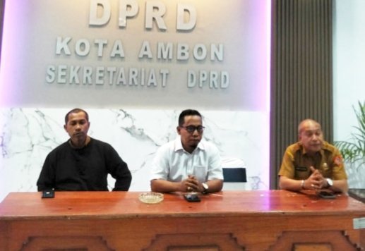 Tamaela: Tidak Ada Pesta Miras di Rumdis Ketua DPRD Ambon