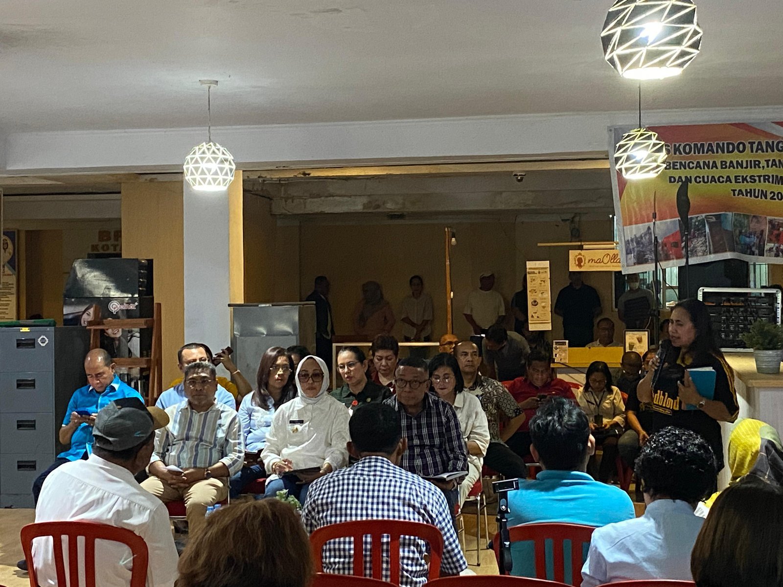 Walikota Jumpa Rakyat: Pemkot Ambon Tegas Tertibkan Bangunan Ilegal Demi Keselamatan dan Kelestarian Kota