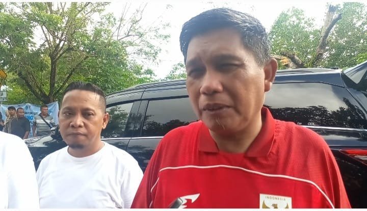 "Dari Dalam Mobil Menuju Laut Bersih: Ambon Wajibkan Tempat Sampah Mini di Kendaraan"