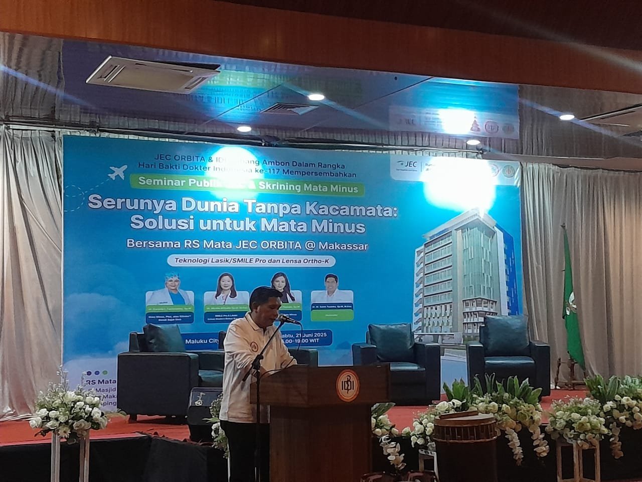 Wali Kota Ambon Buka Seminar dan Skrining Mata Gratis: Menuju Generasi Bebas Kacamata