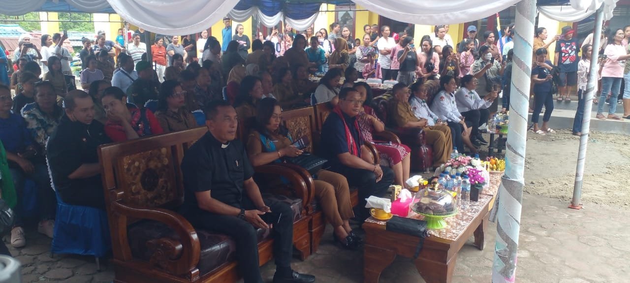 "Merajut Harmoni di Panggung Mini Nusantara: Pentas Budaya SDN 75 Passo Jadi Simbol Toleransi dan Gotong Royong".