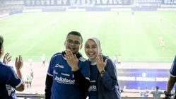Dari Tribun ke Pelaminan: Maula Anak Dedi Mulyadi Melamar Putri Karlina saat Euforia Persib vs Barito