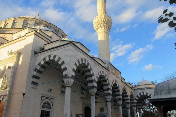 5 Fakta Menakjubkan tentang Camii, Masjid Tertinggi di Jepang