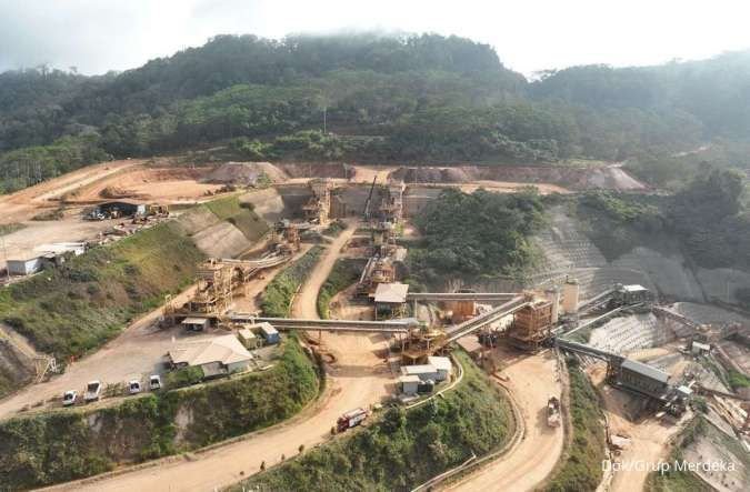 Perhatian Investor: Analisis Saham MDKA Merdeka Copper Gold di Tren Naik Harga Emas