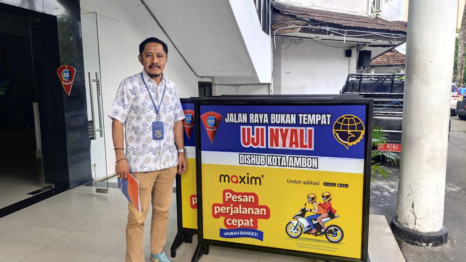 Dishub Ambon dan Maxim Perkuat Keselamatan Berlalu Lintas, 10 Road Barrier Resmi Diserahkan