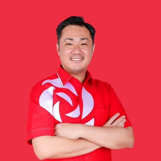 Terbaik !!! Ricky Jauwerissa Mundur Dari Jabatan Anggota DPRD 16 Oktober Dan Masih Terima Gaji 49 Juta.