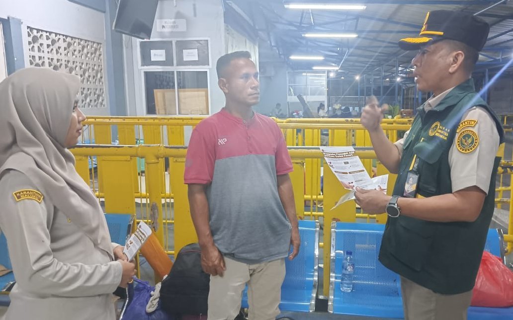 Pertahankan Status Bebas ASF, Karantina Maluku Gelar Sosialisasi di Pelabuhan Yos Sudarso dan Bandara Pattimura