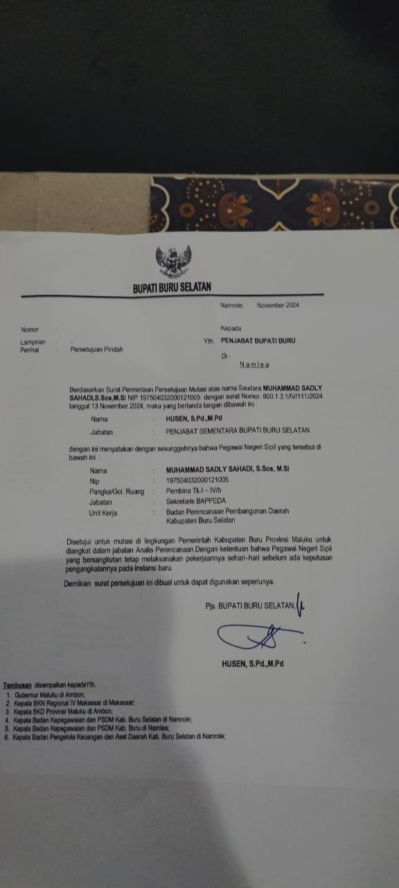 Surat Mutasi Milik Sekertaris Bappeda BurseL Cacat Administrasi
