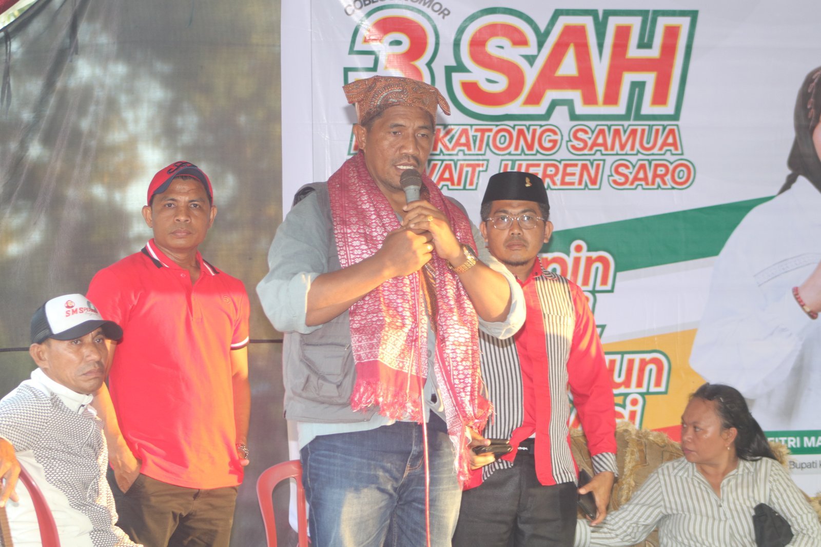 Desa Waelikut Harga Mati untuk SAFITRI-HEMFRI Menang
