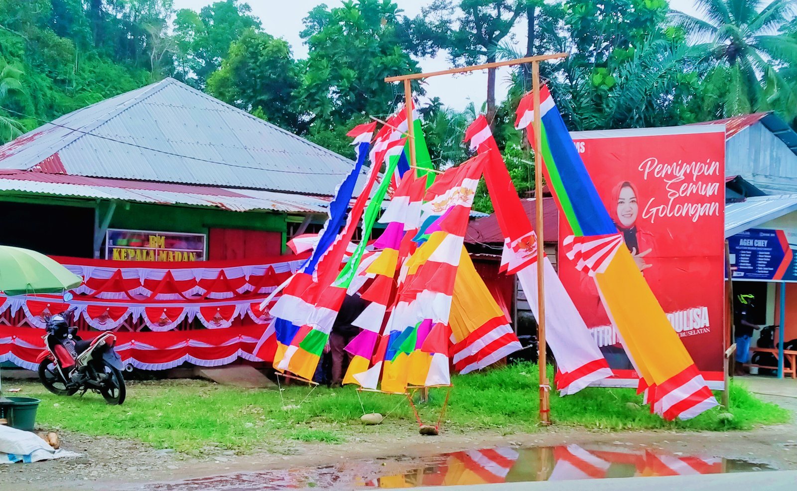 Jelang HUT RI Ke 79, Warga Kota Namrole Banyak Belum Pasang Bendera Merah Putih