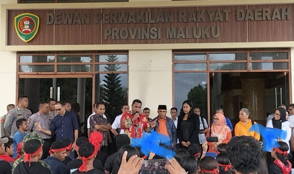 Sikapi Nepotisme Seleksi Calon Paskibraka Nasional, Gemafuru Demo Ke DPRD Maluku