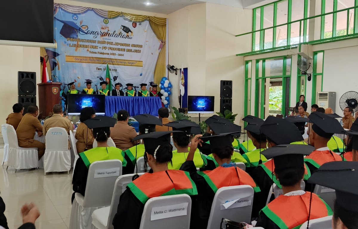 63 Siswa SMK-PP Ambon Diwisuda
