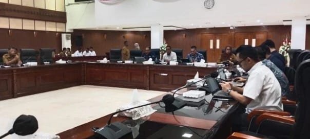 DPRD Maluku Bahas Ranperda BPJS Ketenagakerjaan Bersama Pemda Maluku