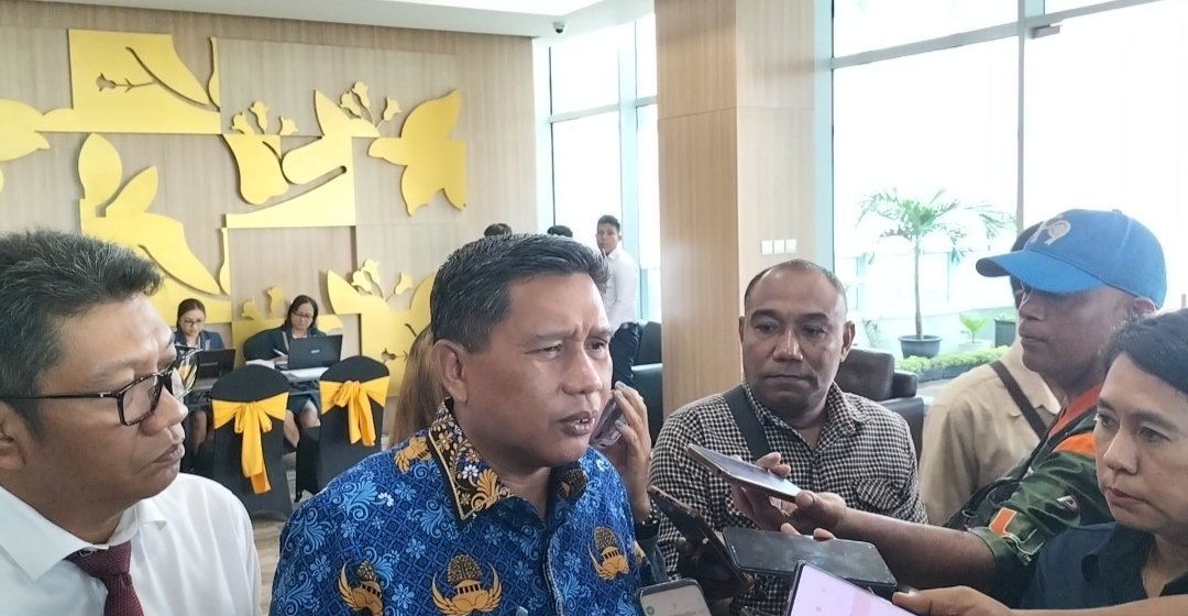 Pj Walikota Ambon Menghadiri Acara Makan Patita Negeri Batu Merah