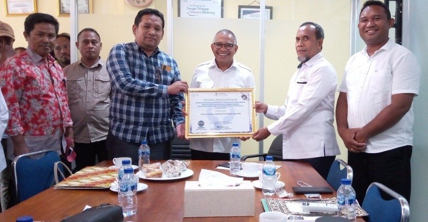 Kepatuhan Pelayanan Publik Kabupaten Bursel Zona Kuning