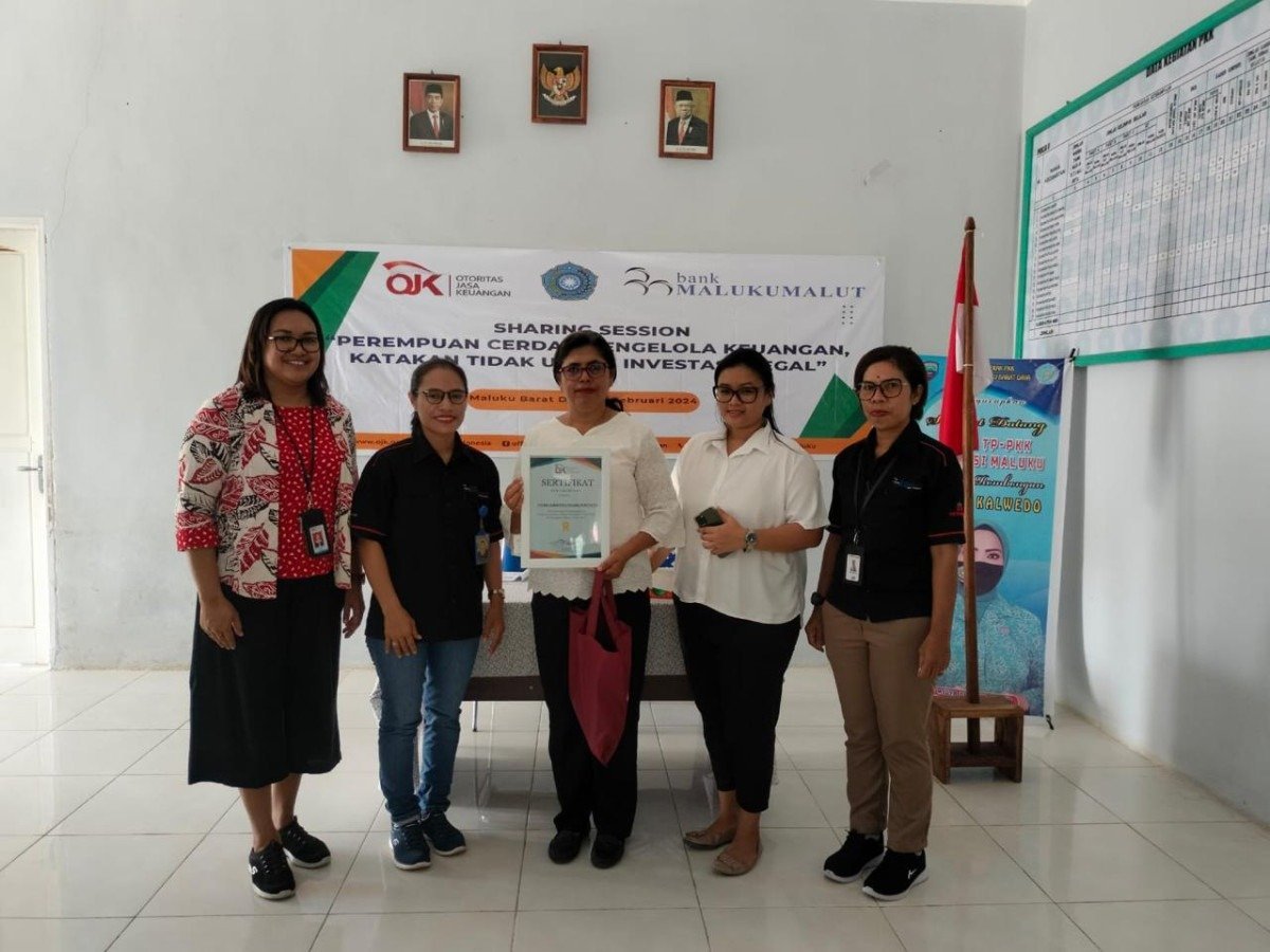 DORONG PEMERATAAN AKSES KEUANGAN, OJK MALUKU GELAR EDUKASI KEUANGAN MASYARAKAT PULAU TERLUAR DI KABUPATEN MALUKU BARAT DAYA