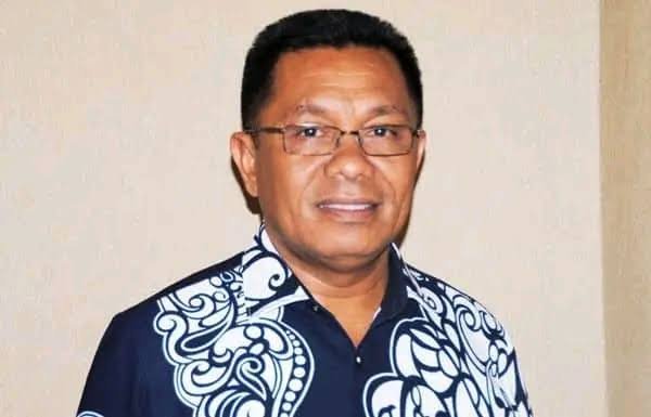 "Ditelanjangi" Bendahara BPKAD, Petrus Fatlolon Bantah, Yonas Pasang Badan