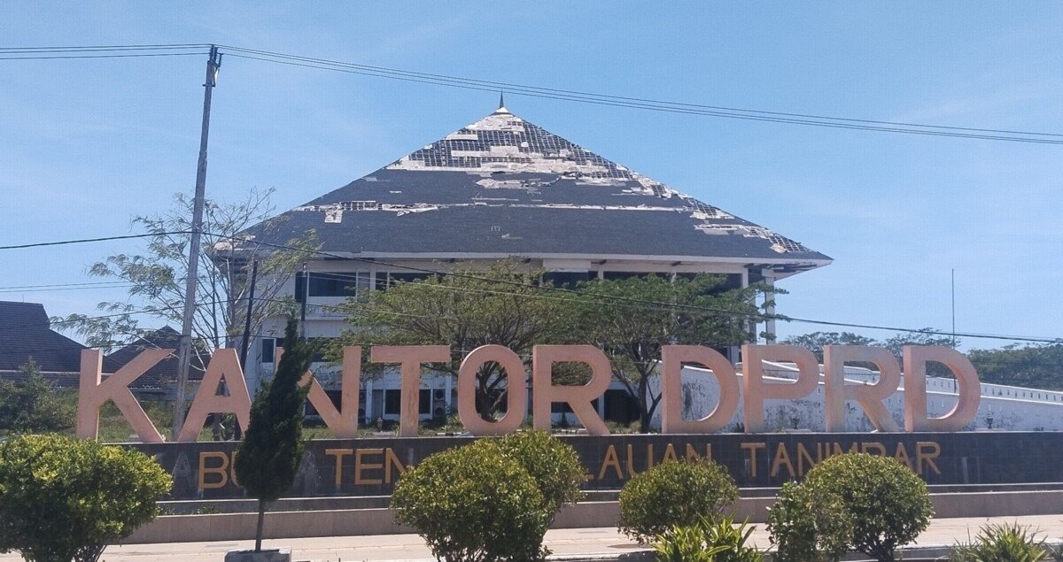 Aleg DPRD KKT Ramaikan Sidang SPPD Fiktif BPKAD, Fatlolon siap Nyusul