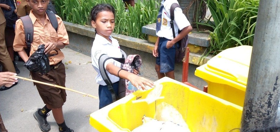'Spentilas Bisa' Siswa Wajib Cari Tiket Masuk dan Pulang Sekolah