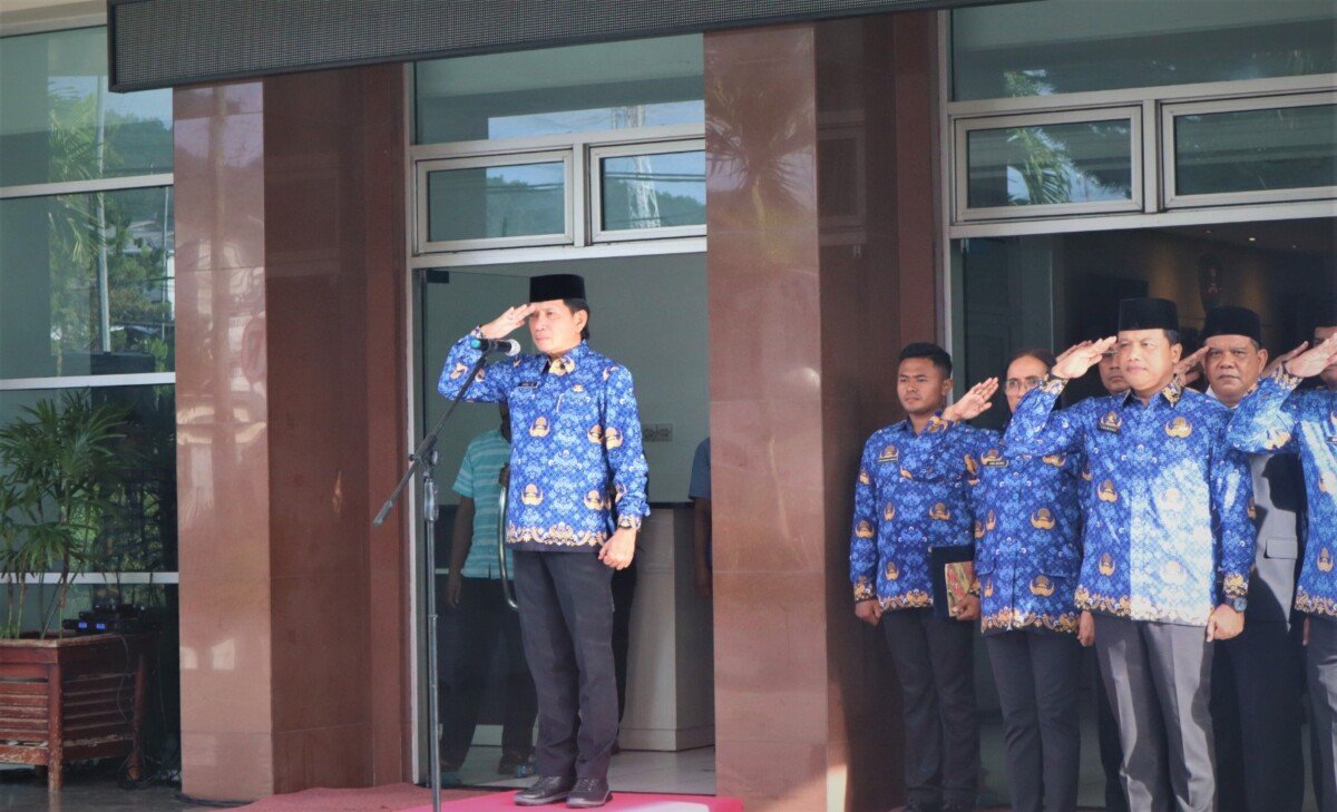 SEKDA PIMPIN UPACARA PERINGATAN HARI OTONOMI DAERAH XXVII TAHUN 2023