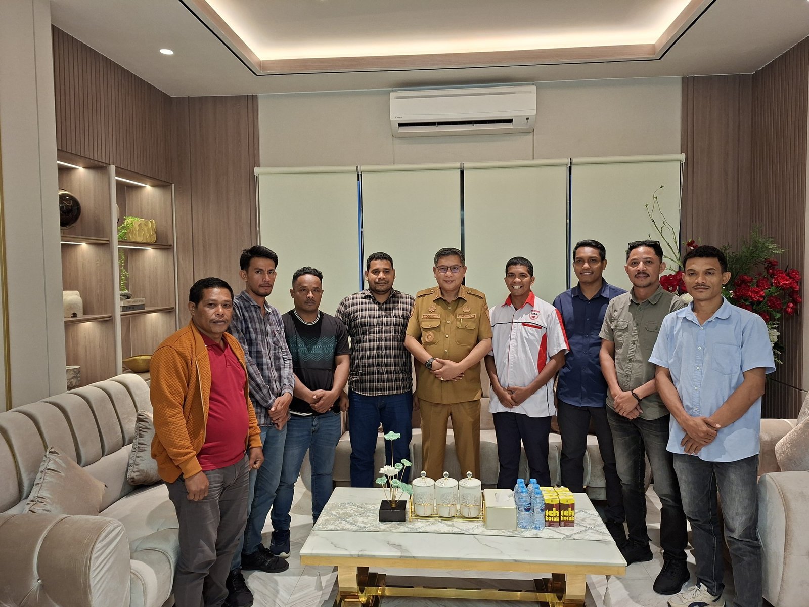 DPW Pemuda LIRA Maluku Silaturahmi Bersama Walikota Ambon