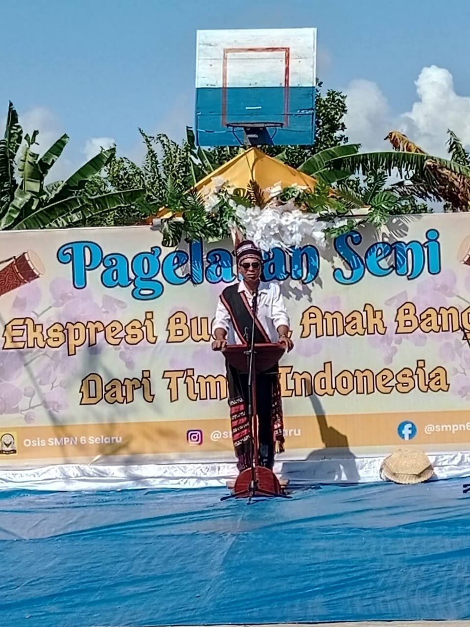SMP Negeri 6 Selaru Gelar Pegelaran Seni di Haerdiknas