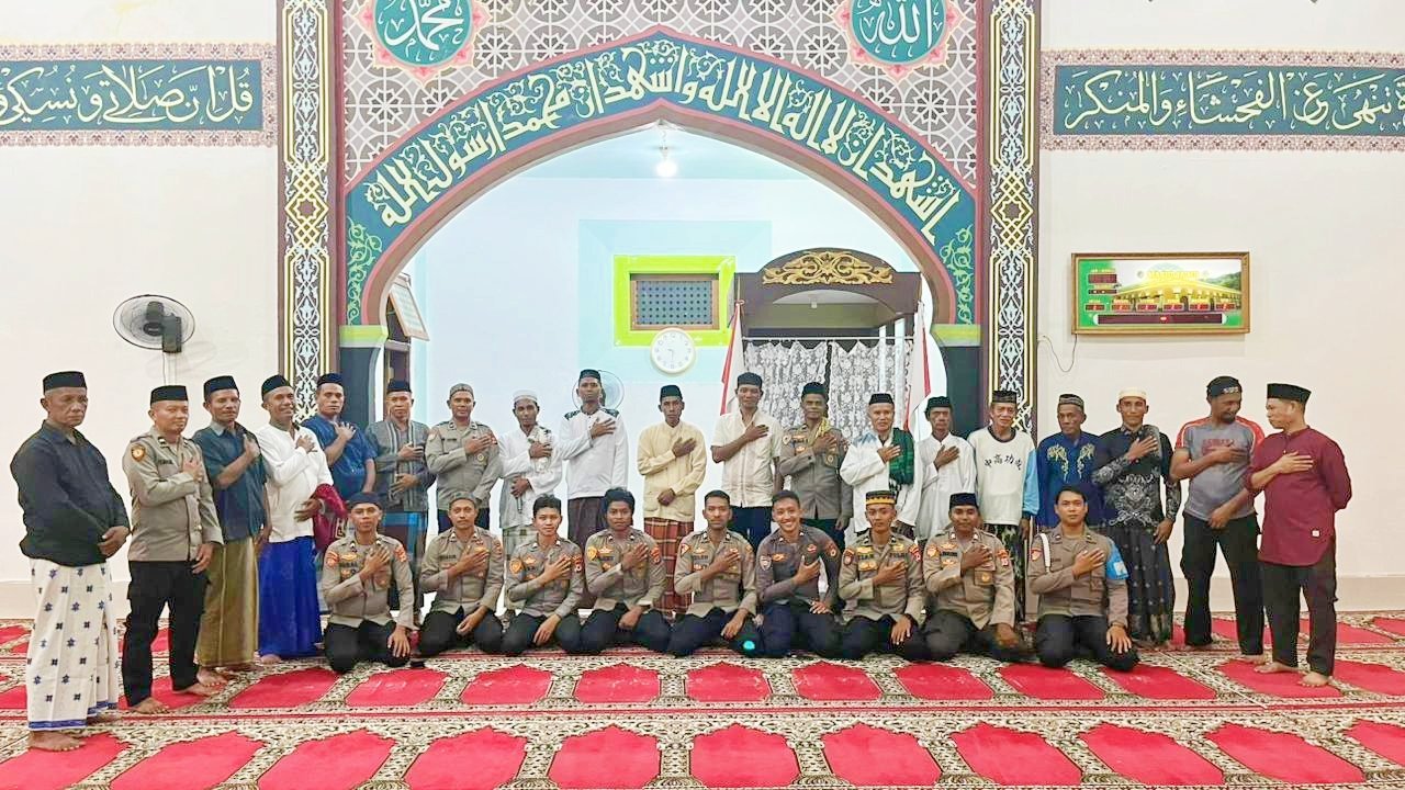 Ramadhan Penuh Kebersamaan, Polres Buru Selatan Gelar Tarawih Keliling di Sejumlah Masjid