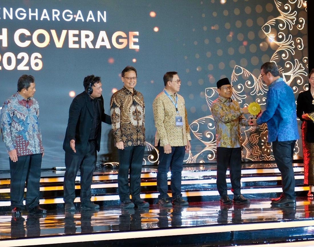 ‎Hendrik Lewerissa Antar Maluku Raih Penghargaan Nasional UHC