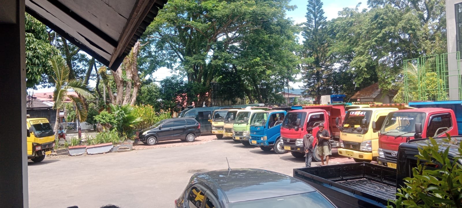 Tambang Passo Ditutup, Ratusan Sopir Truk Ke DPRD Ambon