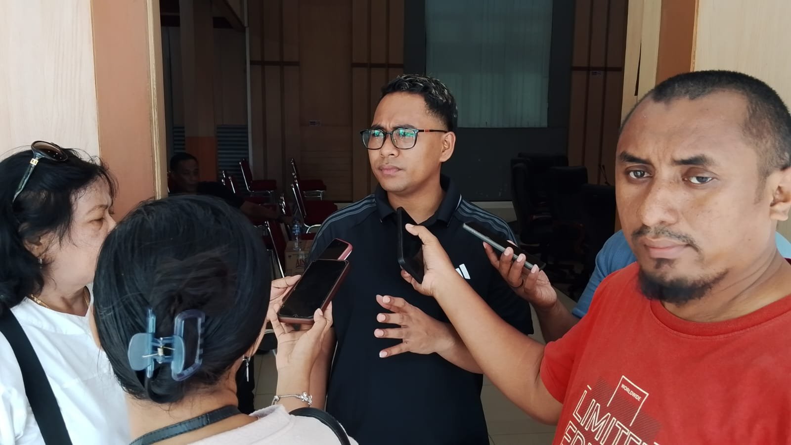 Komis III DPRD Ambon Kawal Aspirasi Sopir Tambang Bantuan, Dorong Operasional Tetap Berjalan