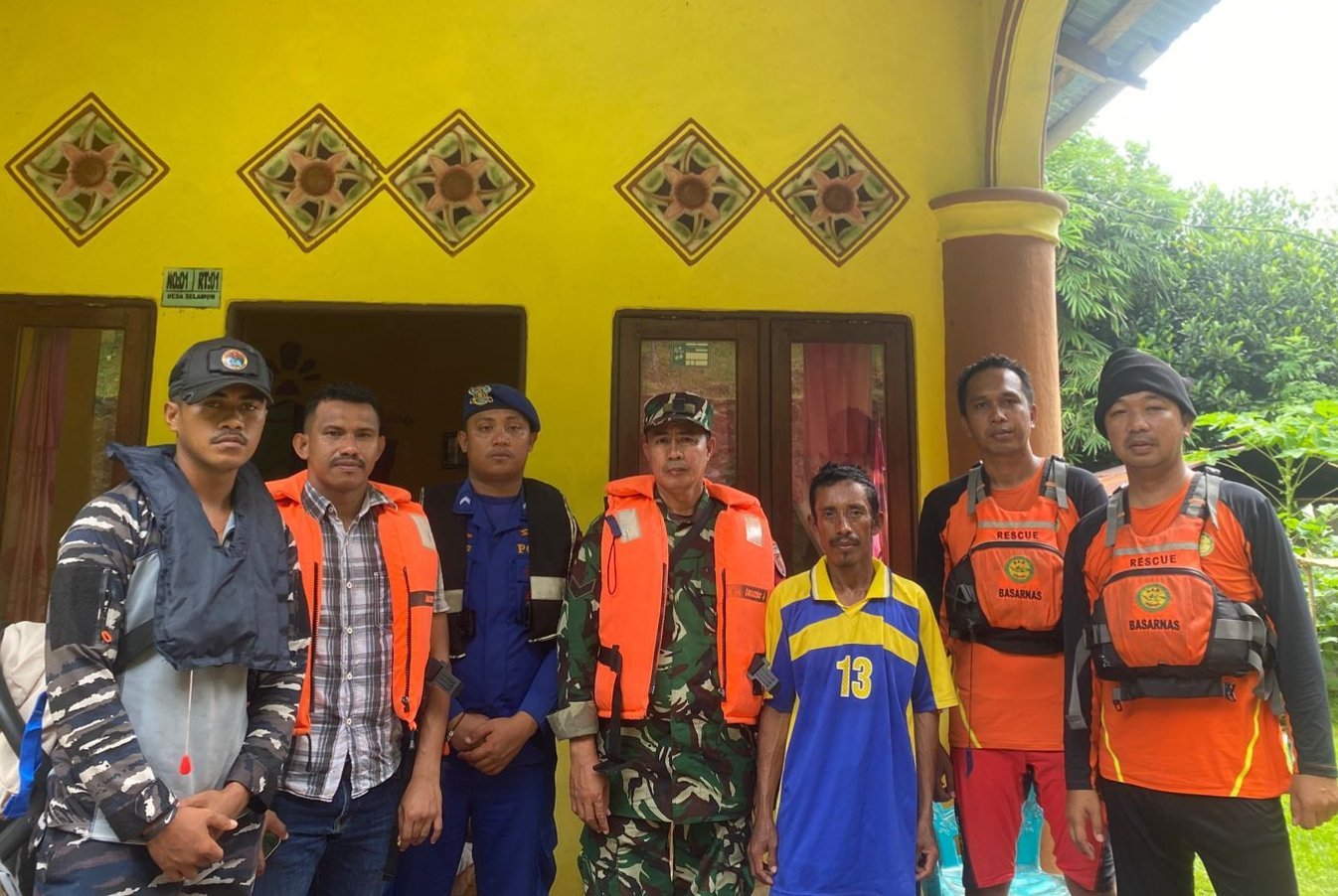Mati Mesin di Laut, Pos SAR Banda Evakuasi Amin dengan Selamat
