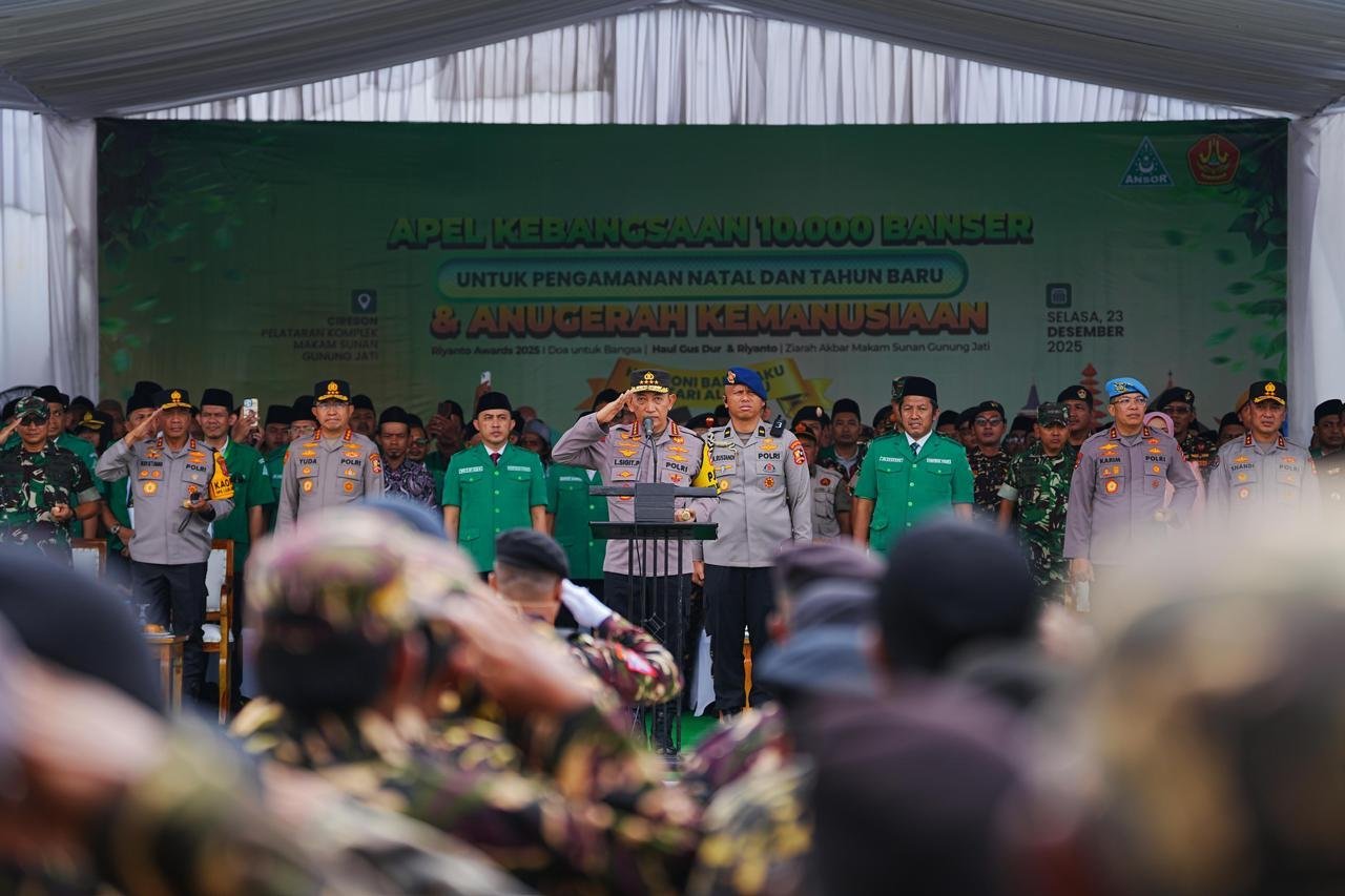 Kapolri Pimpin Apel Kebangsaan Banser untuk Pengamanan Natal 2025 dan Tahun Baru 2026 di Cirebon