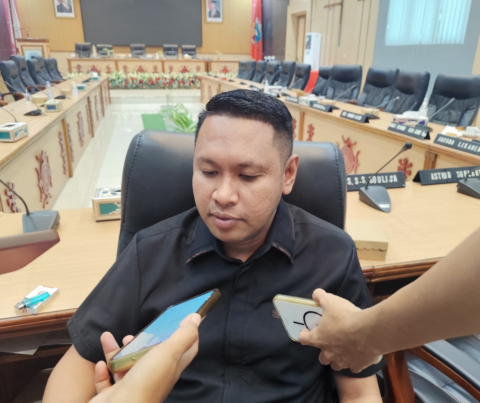 Komisi I DPRD Ambon Skors RDP dengan PT Woori Finance, Lanjut Pekan Ini
