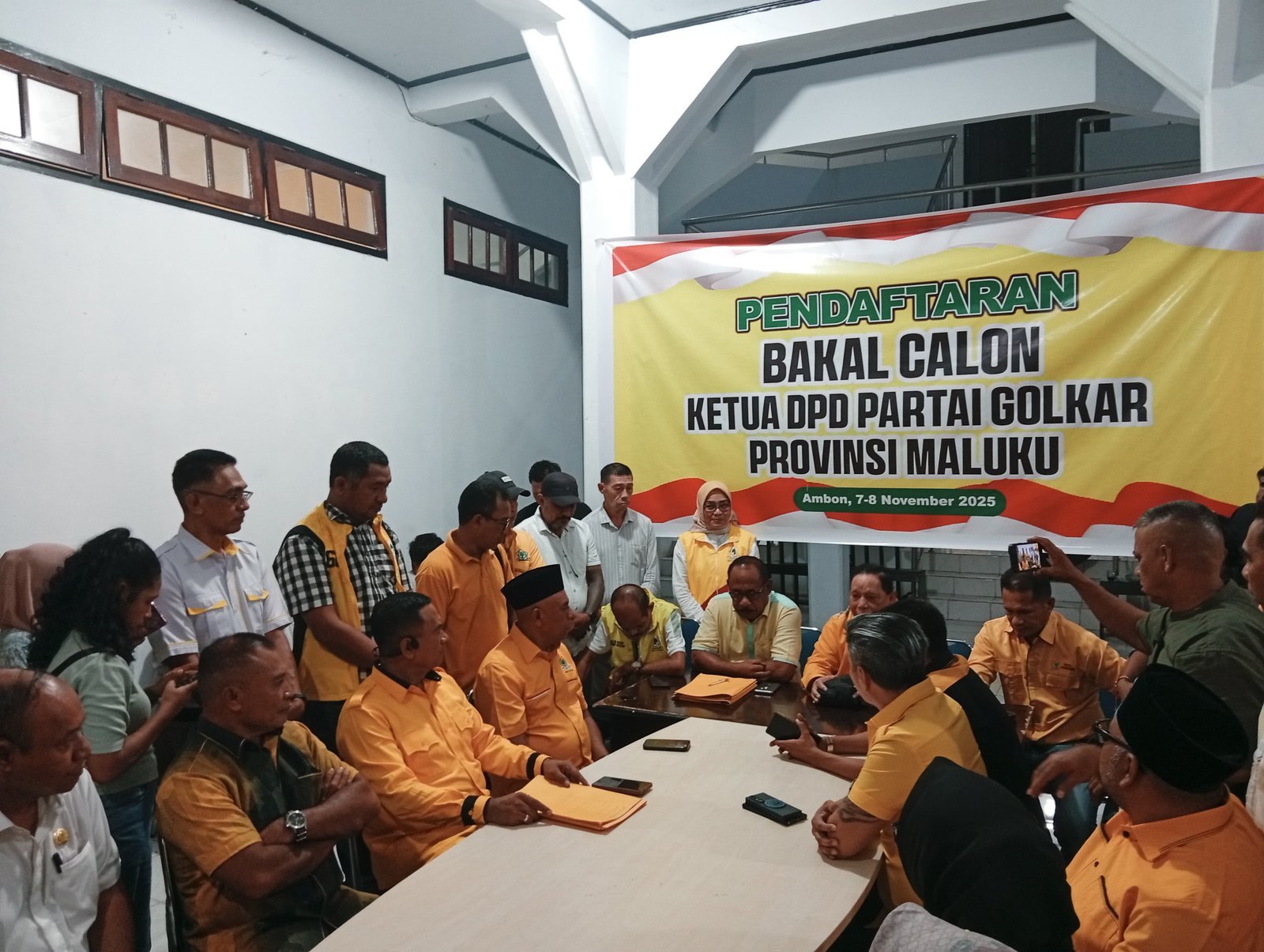 Umar Ali Lessy Kembalikan Formulir Calon Ketua DPD Golkar Maluku, Siap Kembalikan Kejayaan Partai