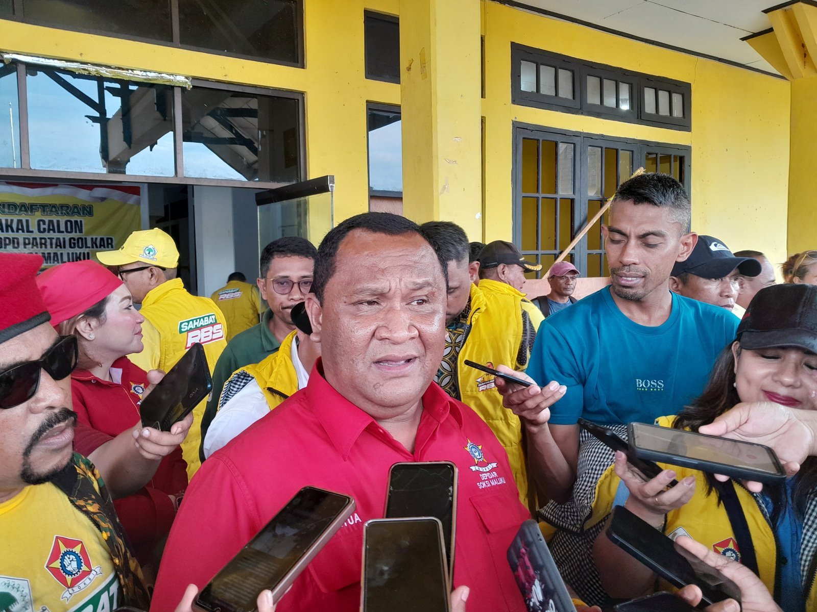 Boy Sangadji Resmi Mendaftar Calon Ketua DPD Golkar Maluku, Klaim Kantongi Dukungan 30 Persen